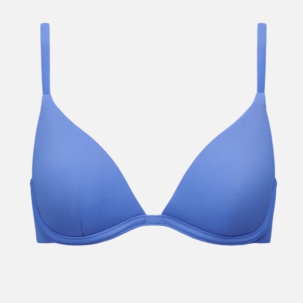NWT CUUP Plunge bikini top in Iris